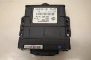 17795809 – 09D927750DG – Computer Automatische Bak