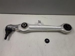 21397530 – 4B3407151K – Front wishbone, left