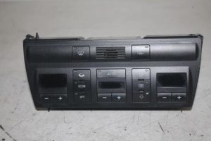 17808667 – 4B0820043HB98 – Climatronic Panel