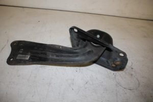 17830421 – 1K0505225C – Draagarm links-achter