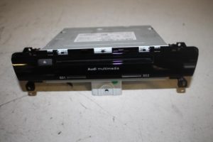 17812176 – 4G1035182C – Regeleinheit Multi Media