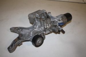 17826636 – 06L903143D – Dynamostütze oben