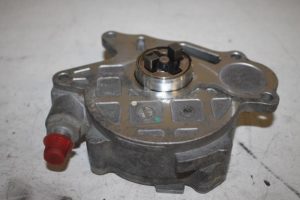 17806717 – 03L145100 – Vacuum pump (diesel)