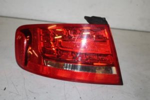 17830168 – 8K5945095B – Rücklicht links