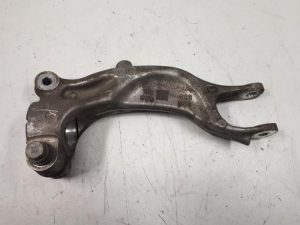 22037641 – 8W0413038H – Schokdempervork rechts-voor