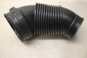 17798085 – 4F0129615G – Air intake hose