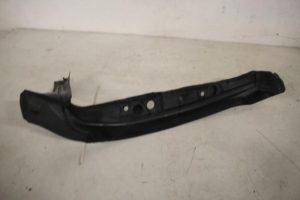 17822154 – 8T0821111A – Spatbord Lijst