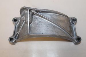 17792476 – 06E903143D – Dynamosteun boven