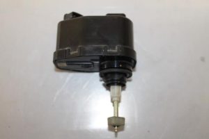 17793671 – 893941295 – Koplampmotor