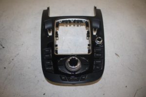 17806204 – 8T0919611WFX – Regeleinheit Multi Media