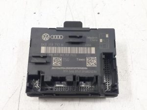 21480402 – 8K0959792H – Centrale Deurvergrendelings Module