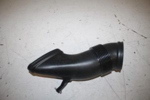 17809997 – 4H0129509C – Air intake hose