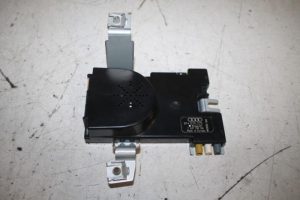 17812029 – 8P4035225 – Antennenverstärker