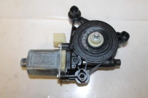 17794435 – 5Q0959801B – Door window motor