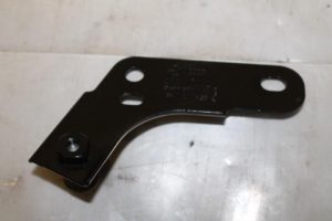 17794790 – 8K0201827C – Steun (diversen)