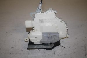 17809838 – 4G0839015C – Türschlossmechanik 4-türig links hinten