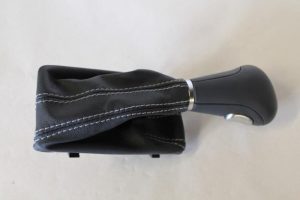 17791283 – 8K2713139ADEJ – Versnellingspook