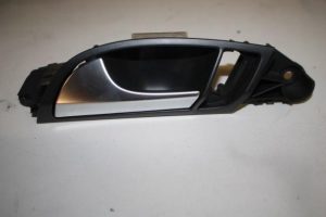 17825752 – 4L0837019H77 – Türgriff 4-türig links vorne