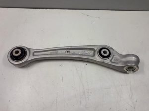 21401655 – 8K0407152F – Front wishbone, right