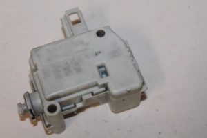 17790326 – 4B9862153 – Tankklappe Verriegelungsmotor