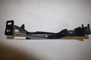 17804469 – 8K1880353A – Steun (diversen)