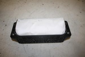 17824717 – 81A880204D – Right airbag (dashboard)