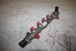 17807413 – 04L130089E – Fuel distributor