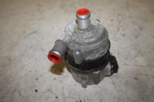 17823375 – 4H0965567A – Wasserpumpe