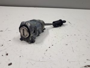 19063306 – 4H1837167A – Door lock cylinder, left