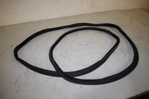 17819867 – 4M0827705 – Achterkleprubber