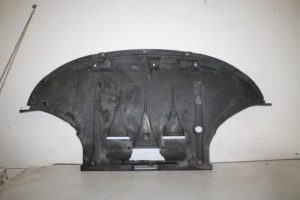 17828115 – 4F0863821E – Bash plate