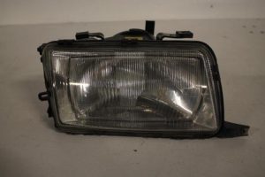 17803212 – 893941004R – Koplamp rechts