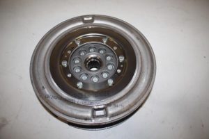 17826070 – 0B5105317R – Schwungrad