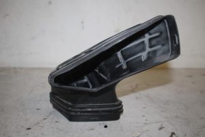 17816874 – 8R0129739A – Luchtgeleider