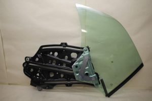 17797680 – 8P7839398C – Rear window mechanism 2-door, right