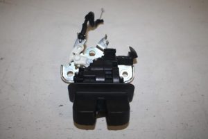 17804409 – 4H0827505 – Schließmechanik Heckklappe