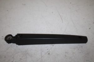 17816575 – 6R6955707B – Rear wiper arm