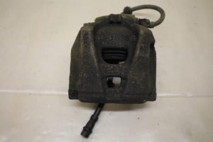 17798707 – 8K0615124C – Remklauw (Tang) rechts-voor