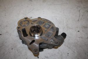 17823211 – 03L145100C – Vacuum pump (diesel)
