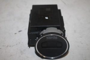 17803868 – 3C0905843T – Start/Stop schakelaar