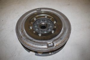 17827394 – 0B5105317R – Schwungrad