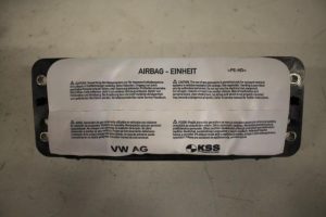 17819929 – 8V0880204G – Right airbag (dashboard)