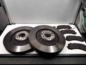 18542992 – 4M0615302K – Bremsscheibe + Bremsklotz vorne