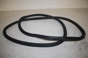 17806329 – 4G0831721A – Portierrubber 4Deurs links-voor