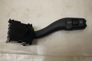 17799033 – 4E0953503B4PK – Ruitenwis Schakelaar