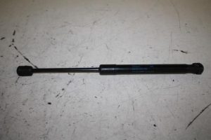 17810710 – 4G8823359A – Gasdemper Motorkap links