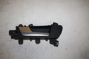 17831381 – 8K0839019D7PE – Türgriff 4-türig links hinten