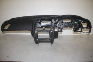 17807278 – 8T2857003A24A – Armaturenbrett