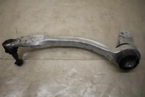 17799321 – 4Z7407694D – Front wishbone, right