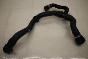 17795733 – 8K0121049AJ – Airco Leiding
